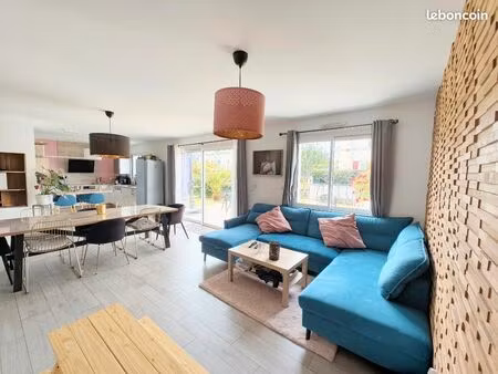 belle maison familiale – 130 m²  4 ch.  2 sde  garage  jardin arboré et clos – dpe a – tré
