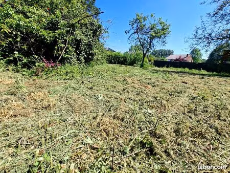 sebourg - terrain constructible de 878 m² – rare sur le secteur