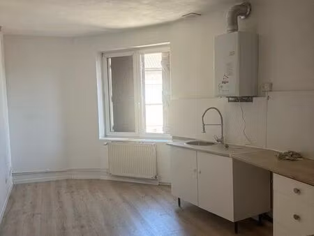 ?à louer : bel appartement spacieux de 80m2