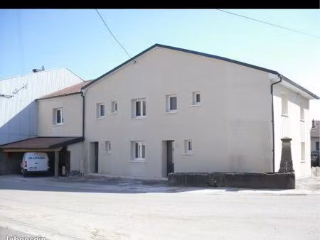 location maison mitoyenne en duplex