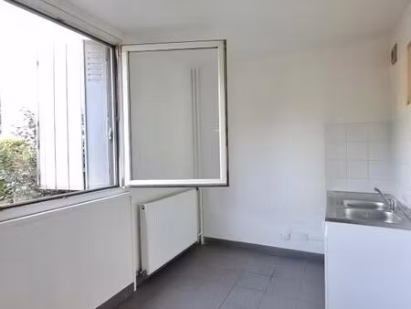 studio 1 pièce 37 m²