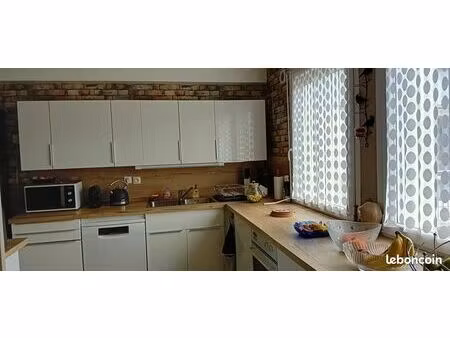 à vendre – appartement f5 lumineux & traversant – quartier la rivière