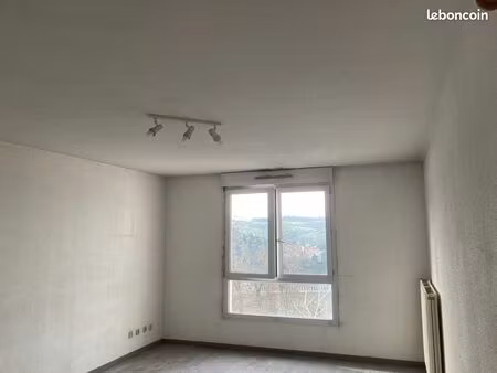 appartement f3 calme avec très belle vue