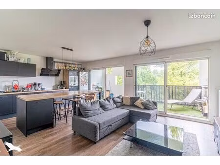appartement 3 pièces 68 m²