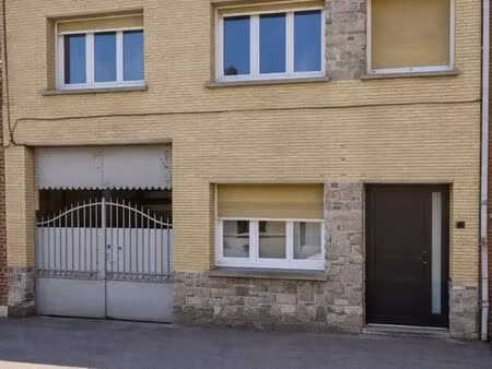 immeuble 6 pièces 97 m²