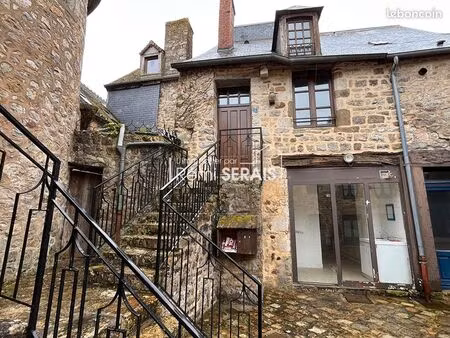 immeuble 5 pièces 76 m²
