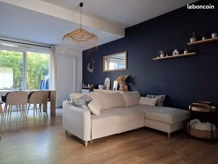 t3 61 m² avec jardin privatif de 32 m² et parking