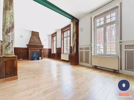 appartement 3 pièces 84 m²
