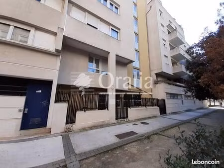 garage/box 16 m² montpellier