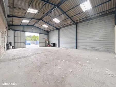 local 150 m² aucamville