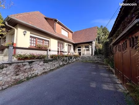 maison 7 pièces 172 m²