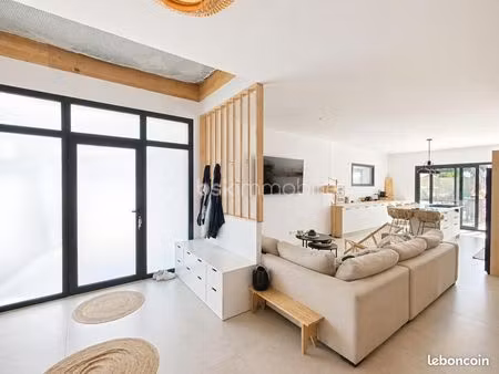 maison 6 pièces 174 m²