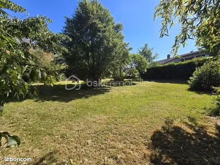 terrain 754 m² villeneuve les cerfs