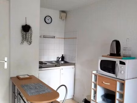 studio 19m2 avec place de parking dans une résidence sécurisée