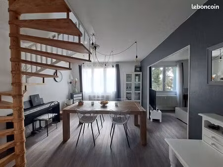 duplex t3 atypique 80m² avec jardin privatif   chalet en bois et cave — andrézieux-bouthéo