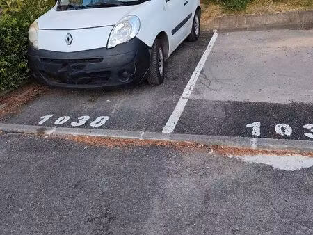 loue place de parking montpellier