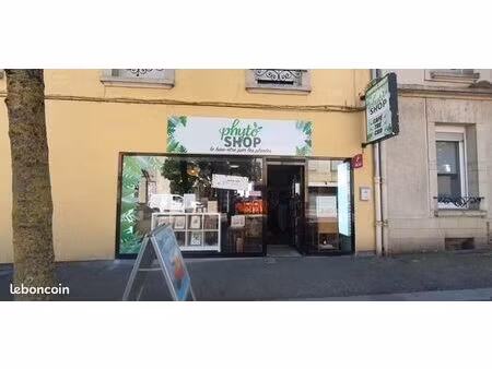 local commercial 85 m²