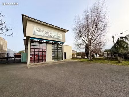 maison 10 pièces 160 m²