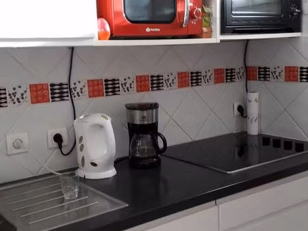 loue t1 avec garage pour curiste
