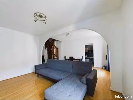 appartement meublé f4 duplex 87 m² – centre-ville la tour-du-pin (38110) – 460 /mois cc