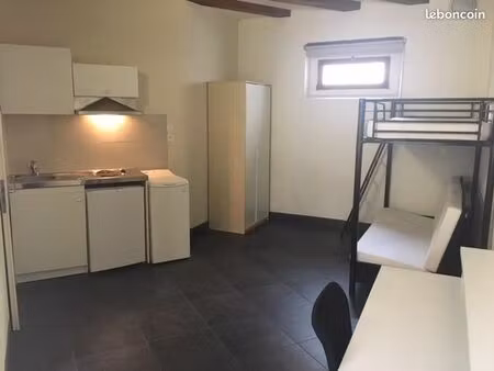 studio 18 m2 quartier gare halles