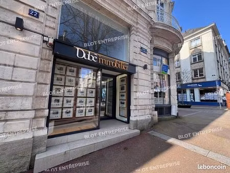 local commercial 72 m²