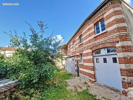 maison 4 pièces 130 m²