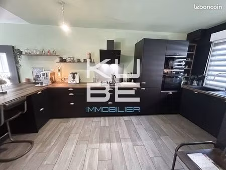 maison 5 pièces 103 m²