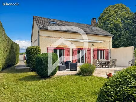 pavillon 6 pièces 110 m²