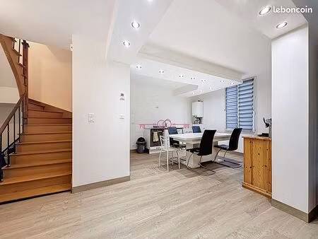 maison de ville 5 pièces 104 m²