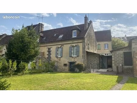 maison 4 pièces 77 m²