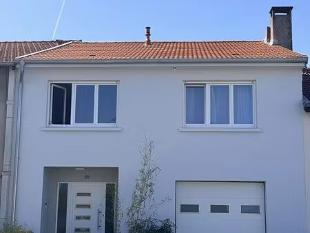 ? jolie maison de village mitoyenne rénovée avec goût à noisseville