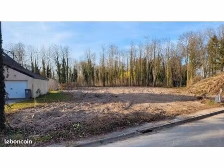terrain 775 m² bazancourt