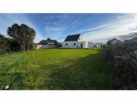 terrain constructible et viabilisé de 524 m2