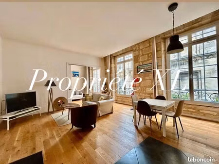 vends spacieux appartement bordeaux saint-pierre