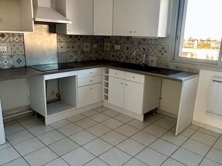 plein centre appartement t2 68m2