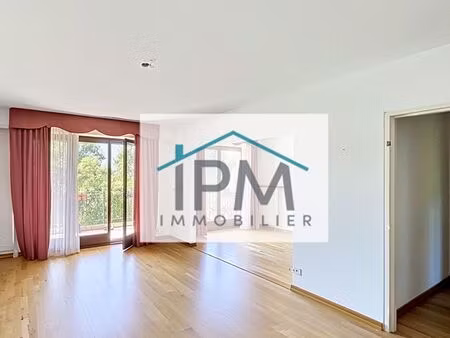 appartement 3 pièces 81 m²