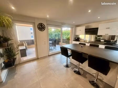 superbe appartement f4 haut de gamme de 81 m² de 2020 - moderne et lumineux - comme neuf -