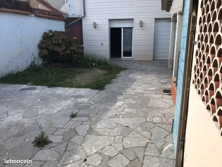location f4 avec jardin jurançon