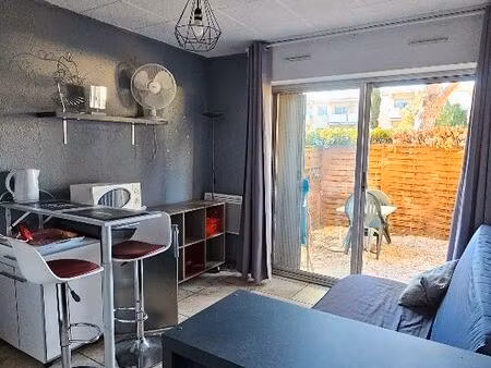 location studio meublé