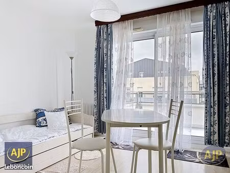 studio 1 pièce 21 m²
