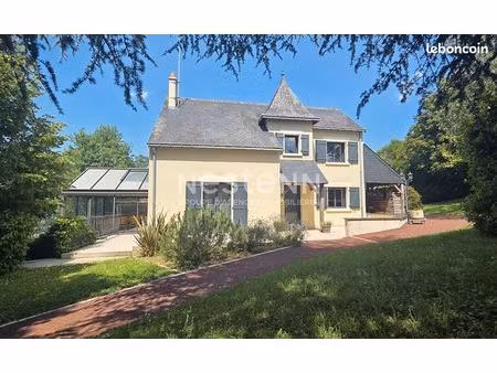 propriété 7 pièces 190 m²
