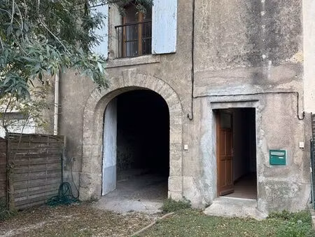 petite maison de village avec jardin f2