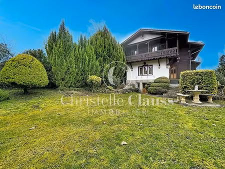 maison 8 pièces 182 m²