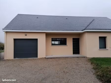 location maison commune la previere 49420