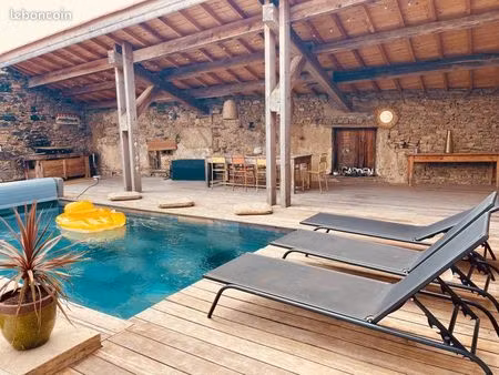 grange d’exception entièrement réhabilitée — 250 m² — cœur de hameau