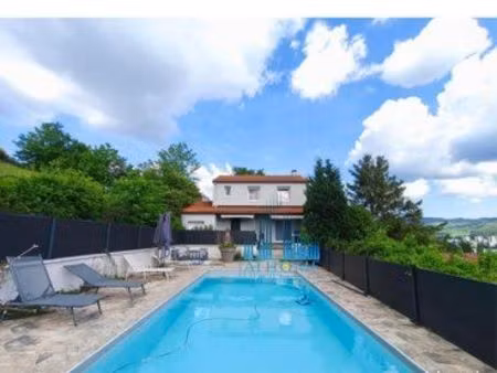 maison de 126 m2 avec piscine