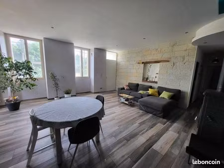 maison 9 pièces 200 m²