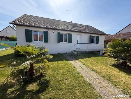belle maison à vendre à st-germain du corbéis 204000 e