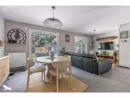 maison 4 pièces 82 m²